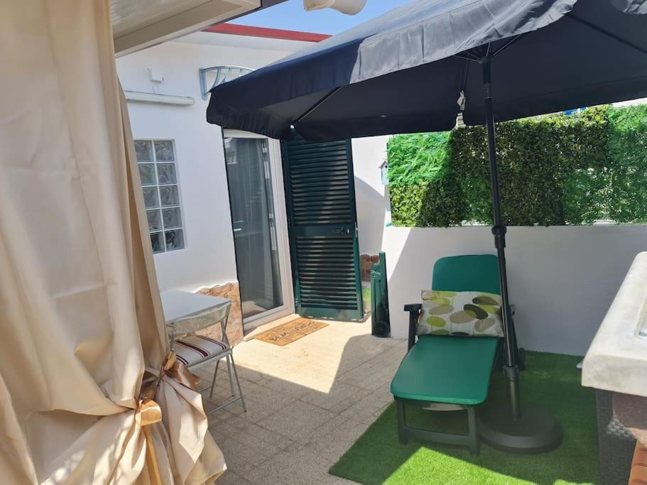 "Linda'S Guest House" Beach House With Private Patio & Hot Tub, 3 Min From The Beach Costa da Caparica Extérieur photo